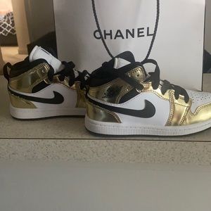 Boy retro Jordan size 13
